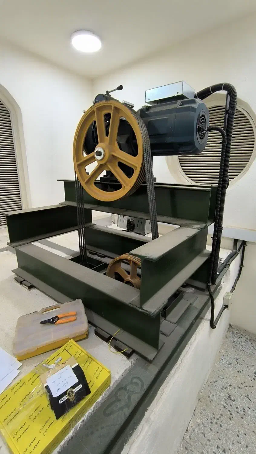 نصب اراه اندازی انواع اسانسور هیدرولیک و کششی|مصالح و تجهیزات ساختمان|قائم‌شهر, |دیوار