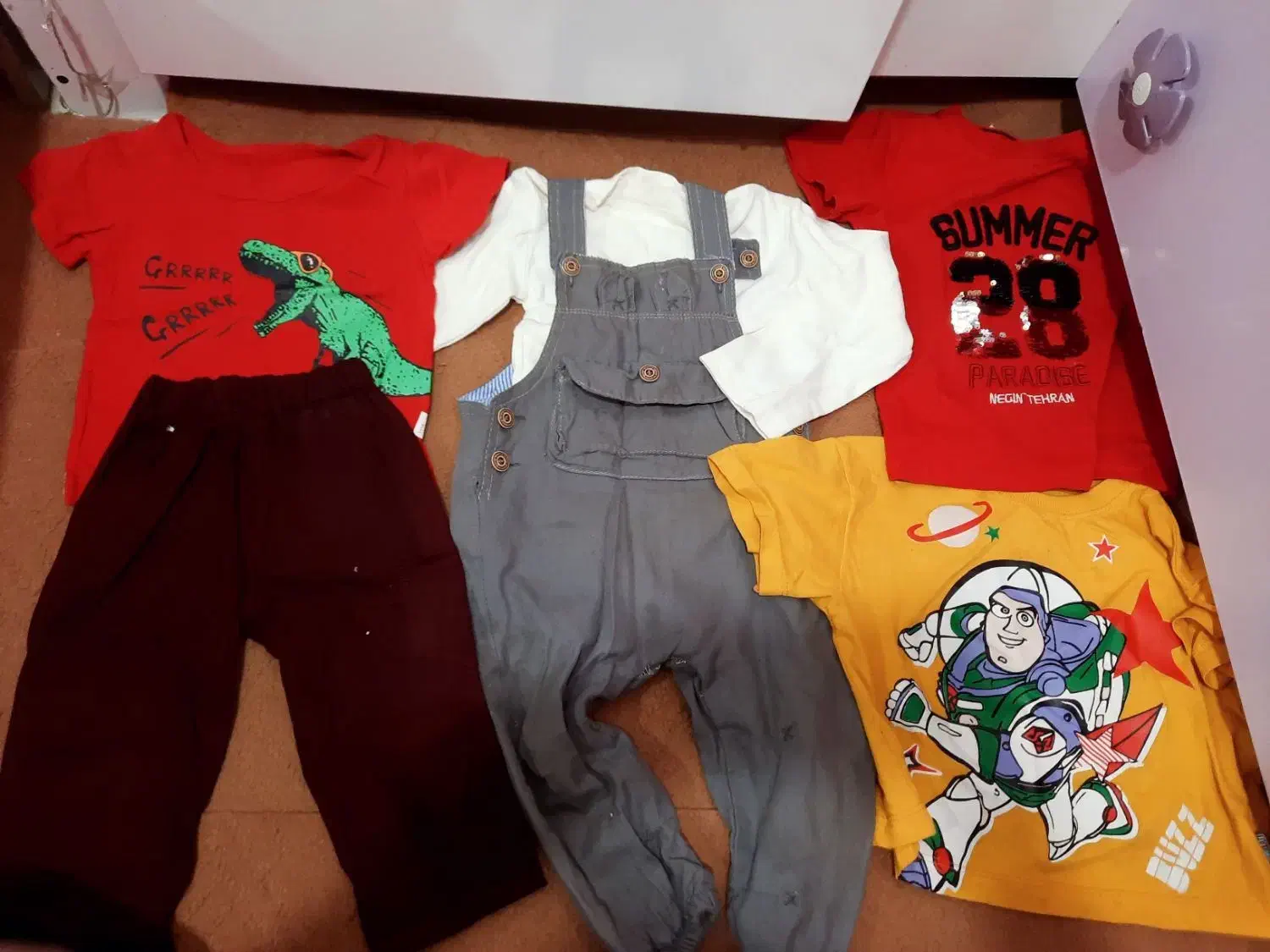 کفش.کاپشن.لباس پسرانه|کفش و لباس بچه|مشهد, مصلی (کارمندان اول)|دیوار