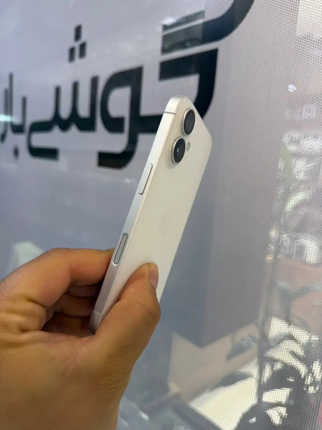 آیفون ۱۶ نرمال ۱۲۸ گیگ باطری ۱۰۰٪|موبایل|اصفهان, باغ زرشک|دیوار