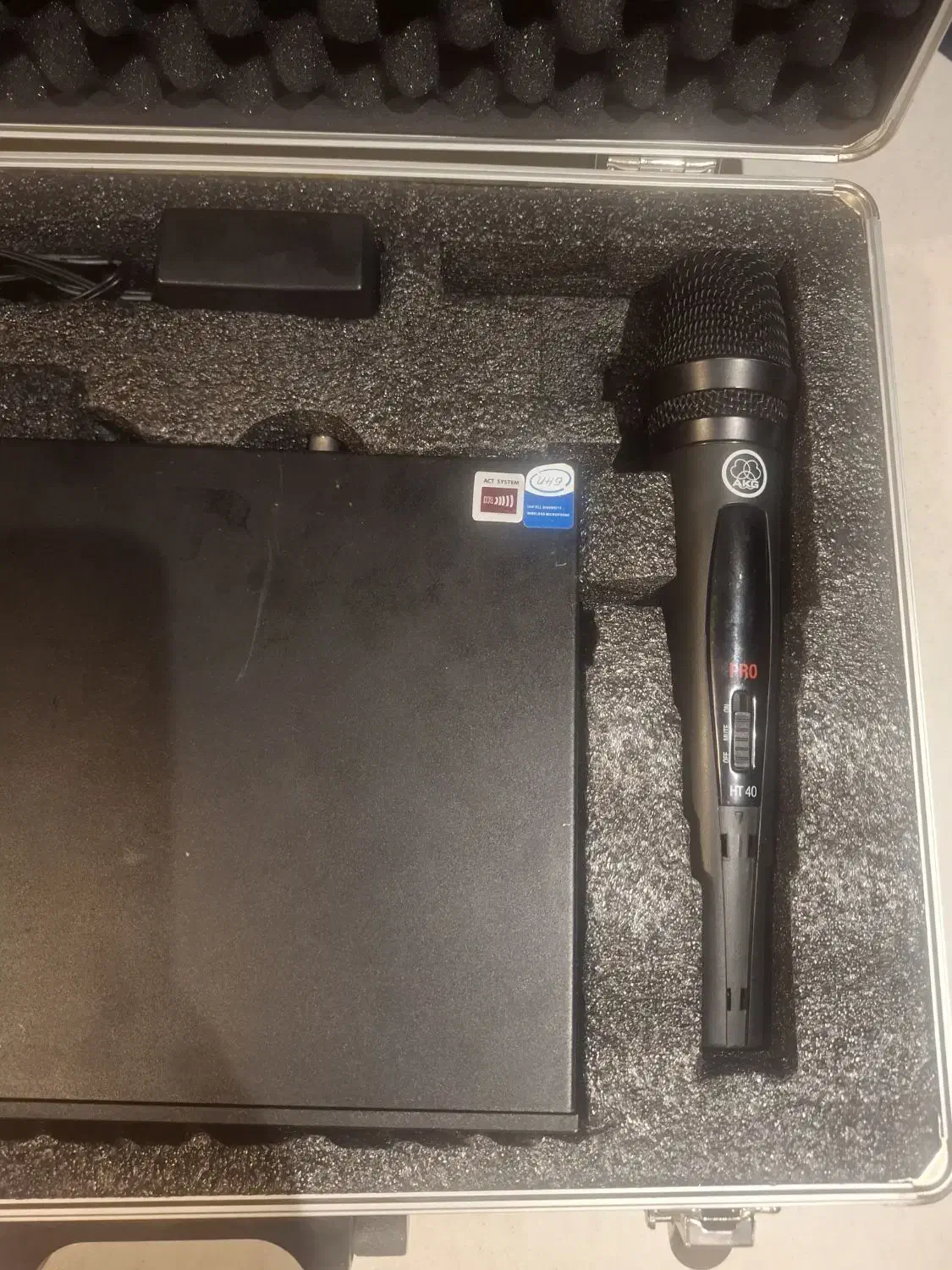 میکروفون میکروفن akg ا کا جی HT40 وایرلس|سیستم صوتی خانگی|تهران, امام حسین|دیوار