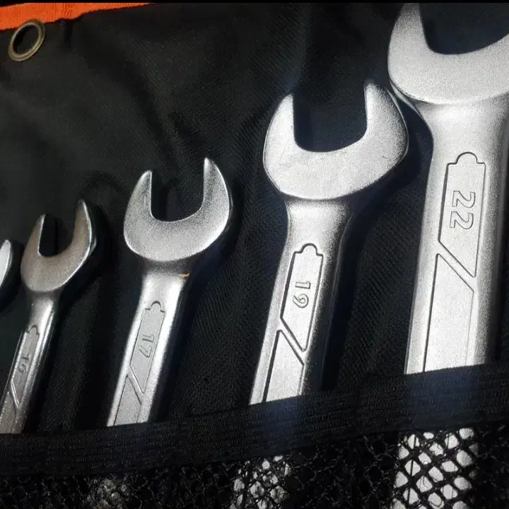 ۱۴ تا آچار از ۸ تا ۲۴، دیلم اهرمی ۵۰cm، سوهان آهن|ابزارآلات|دزفول, |دیوار