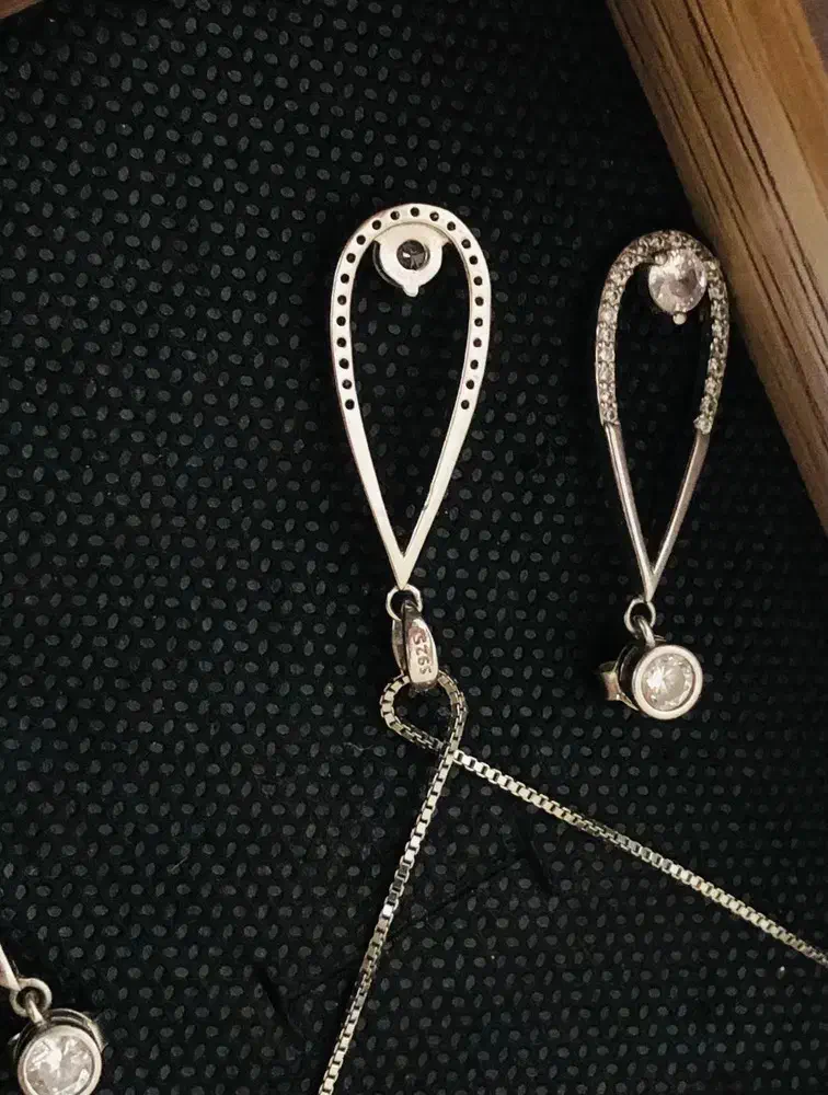 ست نقره|جواهرات|قدس, شهر‌قدس|دیوار