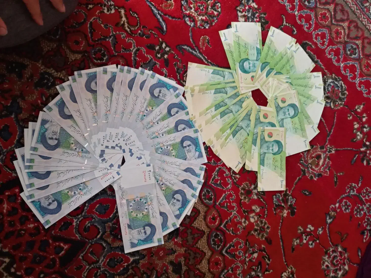 دوهزاری و هزاری شماره پشت سر هم نو نو|کلکسیون سکه، تمبر، اسکناس|اصفهان, سرتاوه|دیوار