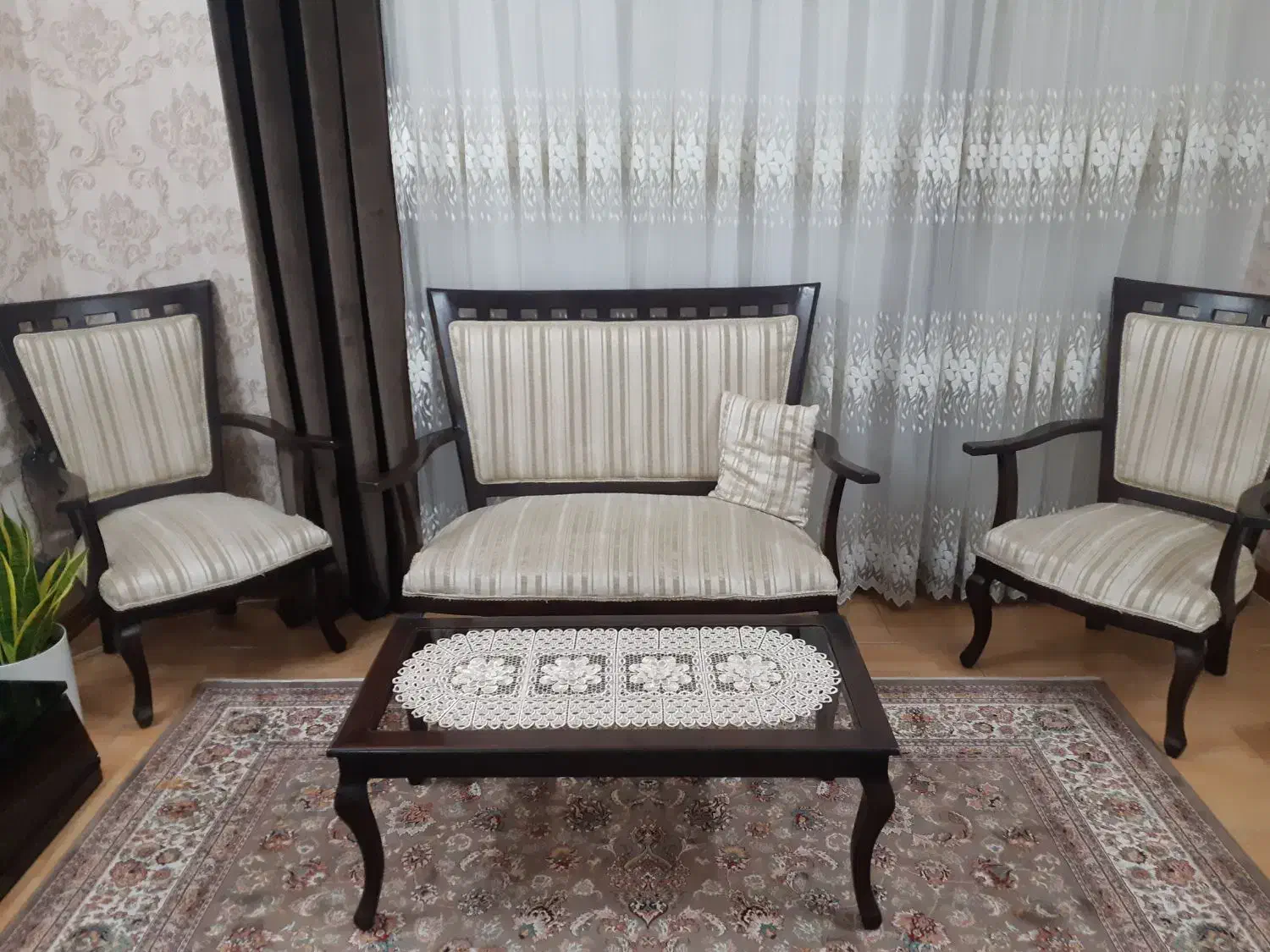 مبلمان ۷ نفره اتریشی|مبلمان خانگی و میز عسلی|پاکدشت, شهرک امام رضا|دیوار