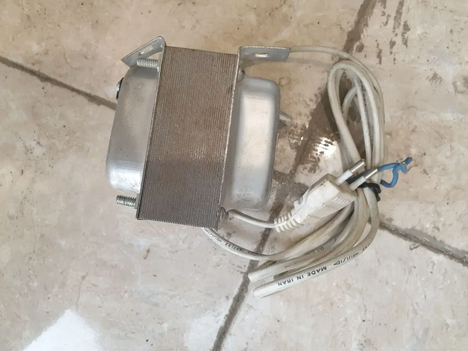 تبدیل ۲۲۰به ۱۱۰|قطعات و لوازم جانبی رایانه|اصفهان, آزادان|دیوار