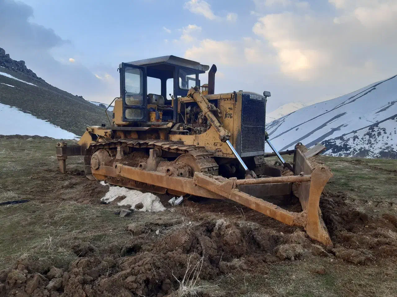 بلدوزر اجارەای|ماشینآلات صنعتی|سنندج, |دیوار