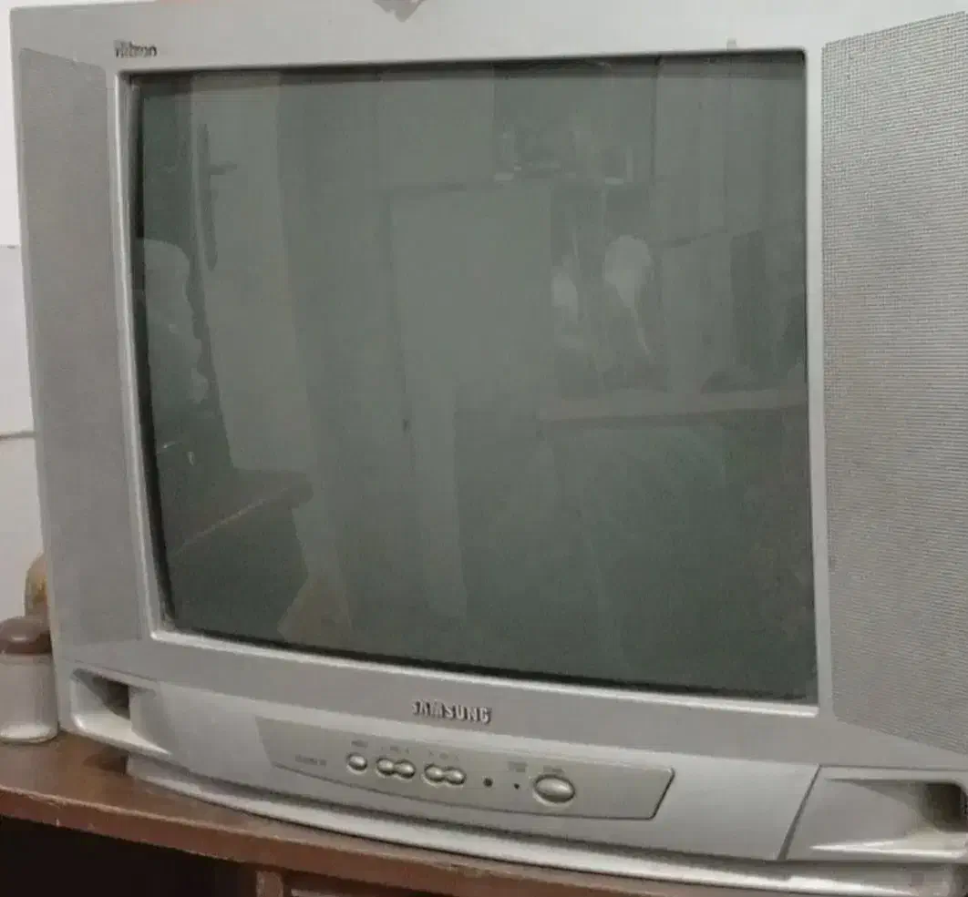 تلوزیون ۲۱ سامسونگ|تلویزیون و پروژکتور|مشهد, تربیت (صدف)|دیوار