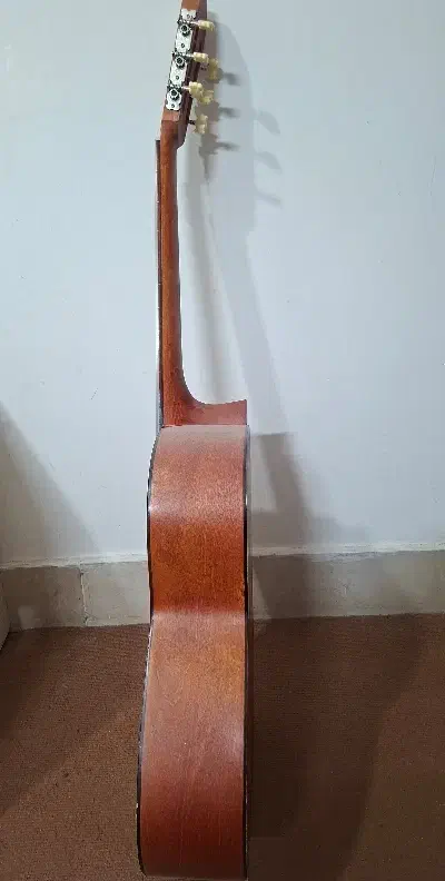 گیتار در حد نو|گیتار، بیس، امپلیفایر|اصفهان, بهارستان|دیوار