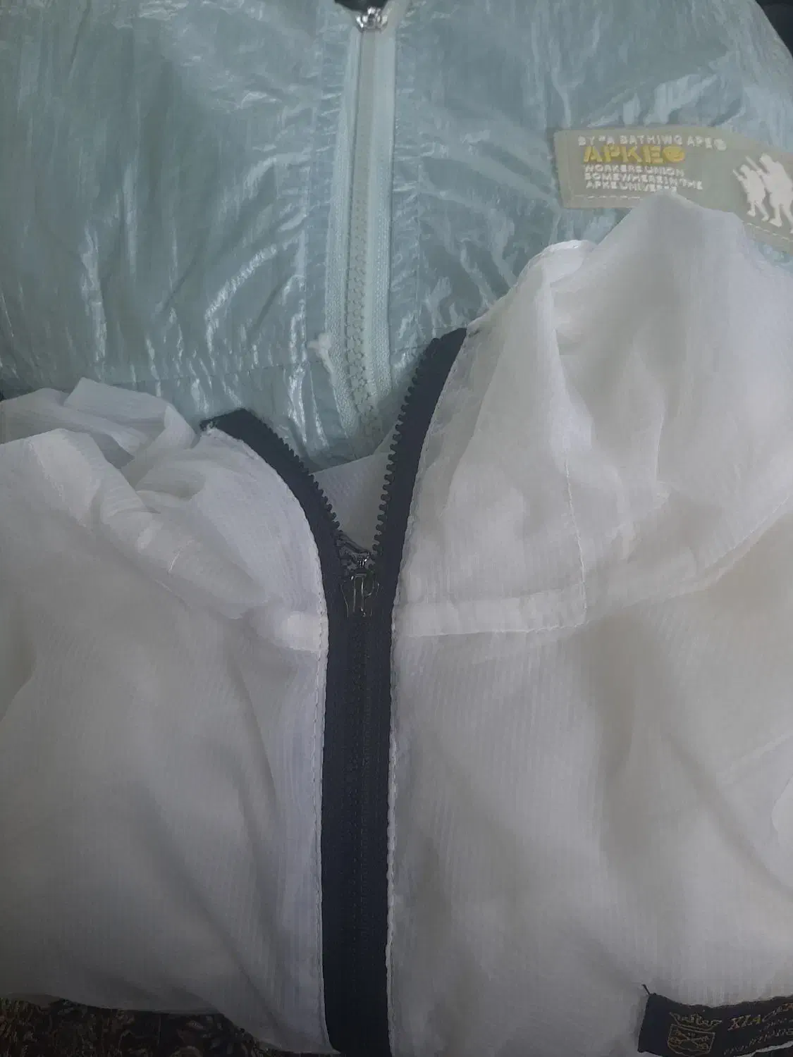 بارانی و بادگیر در دو رنگ و مدل کار جدید|لباس|آستارا, |دیوار