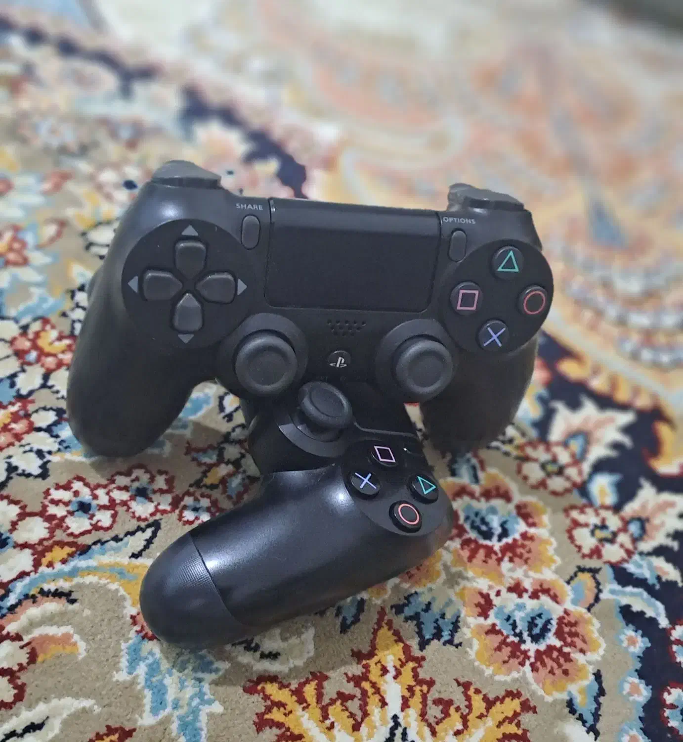 پی اس4 فت در حد نو دو دسته (اصل)|کنسول، بازی ویدئویی و آنلاین|مشهد, حسین‌آباد|دیوار