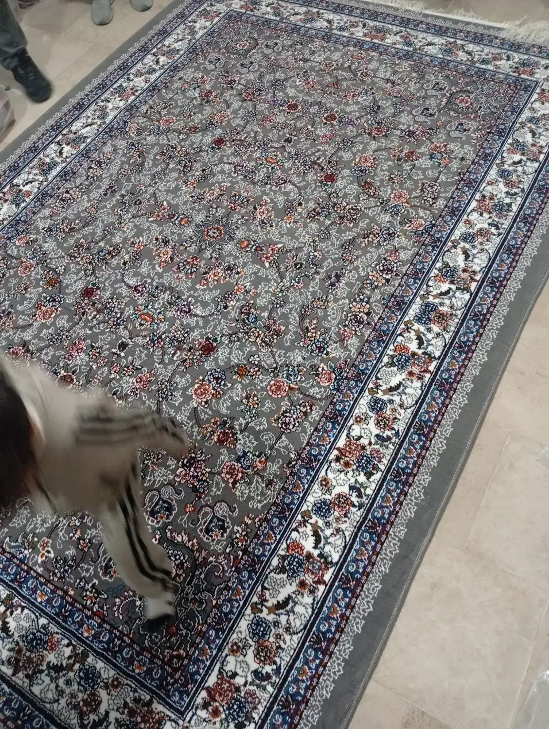 اهدایی|فرش|رباط‌کریم, ده‌حسن|دیوار