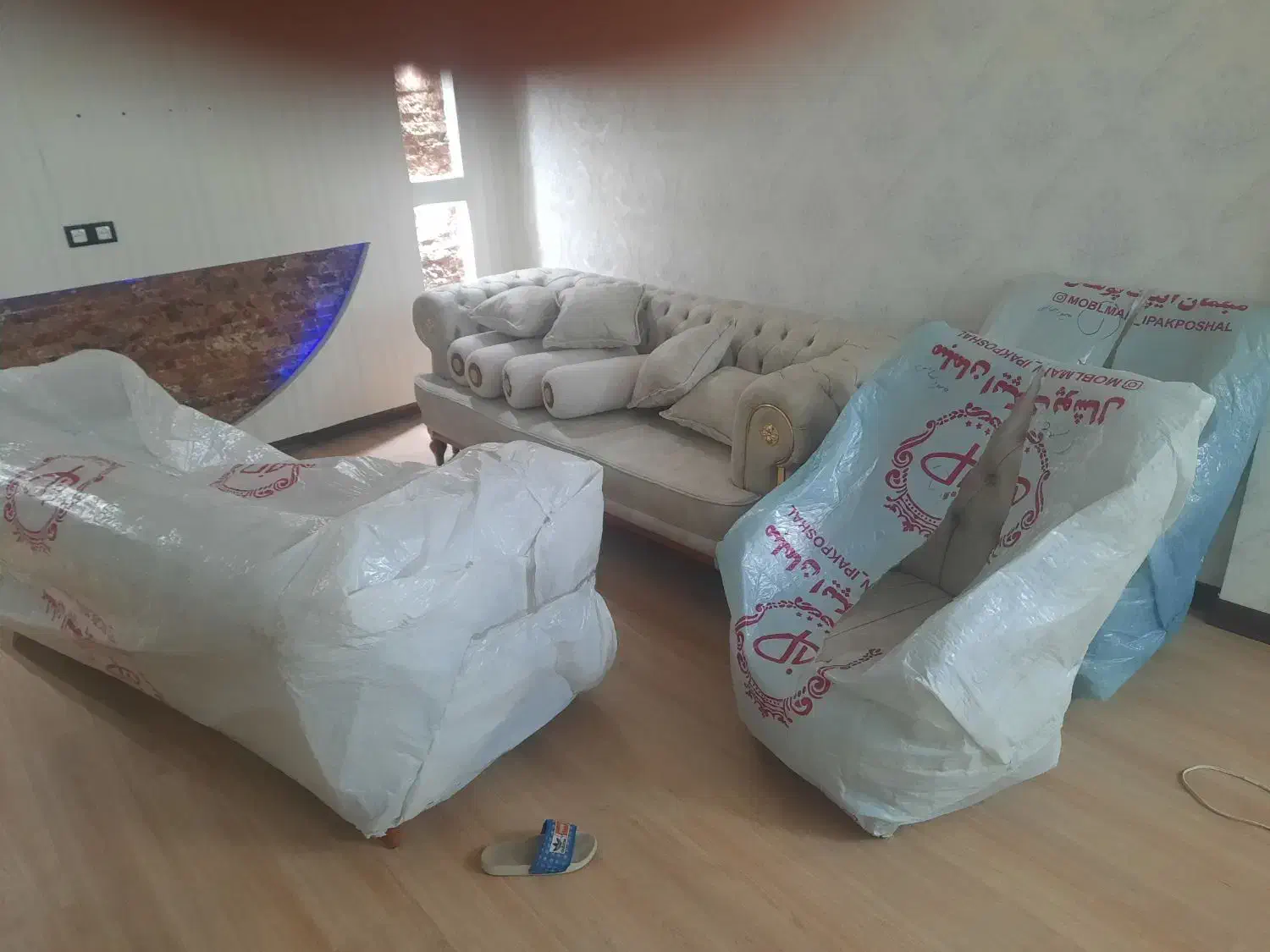 مبل راحتی ۸نفره|مبلمان خانگی و میز عسلی|خرمآباد, |دیوار