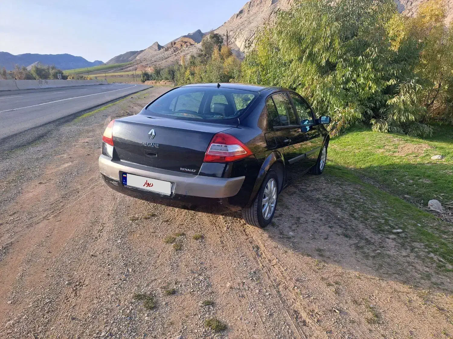 مگان مشکی اتومات ۲۰۰۰ بدون رنگ|خودرو سواری و وانت|آبدانان, |دیوار