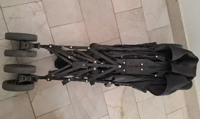 کالسکه خارجی عصایی تاشو|کالسکه و لوازم جانبی|همدان, |دیوار