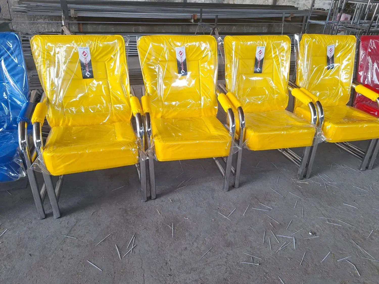 صندلی ،ارباب رجوع|دفتر کار|مشهد, طلاب|دیوار