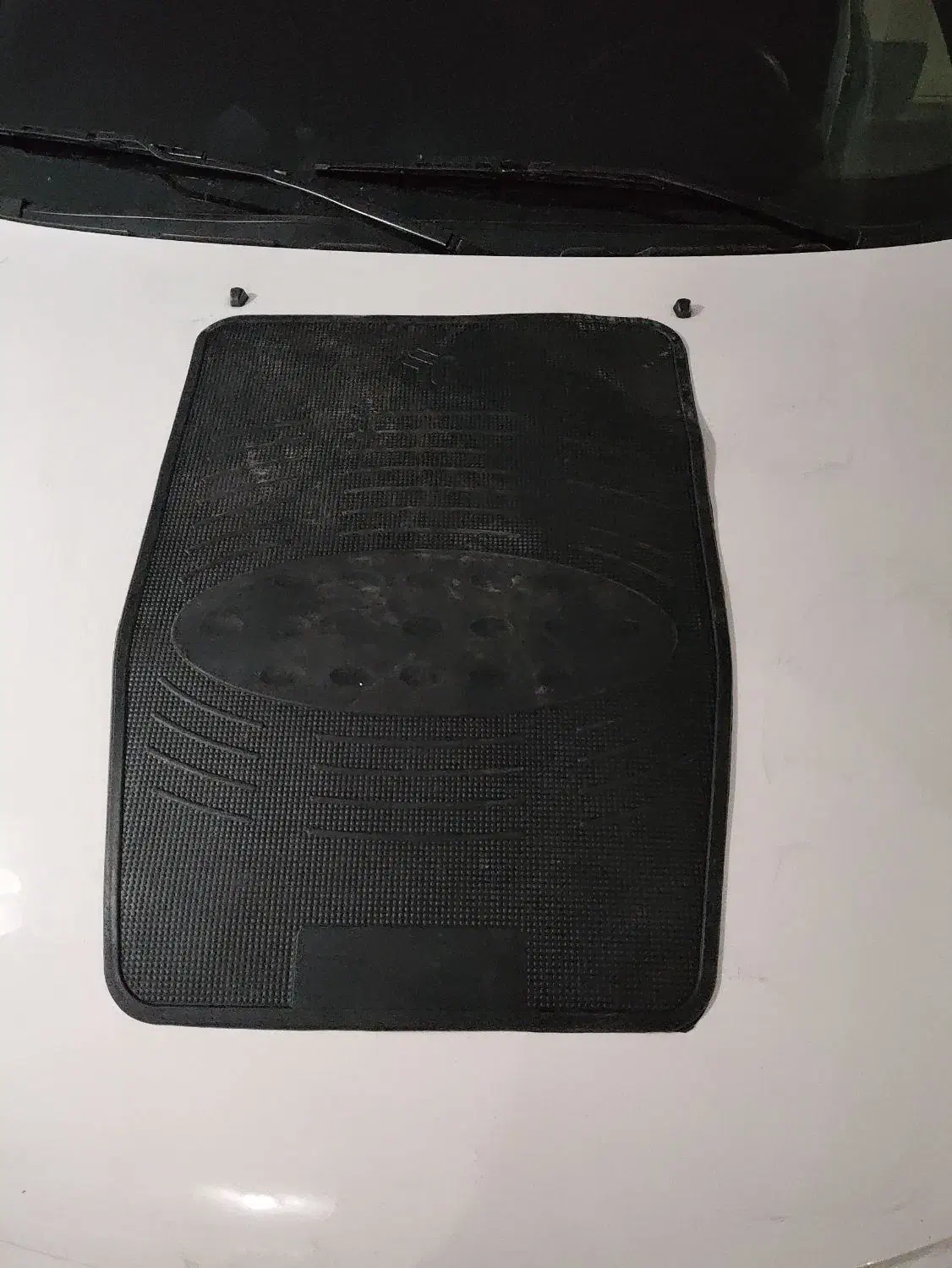 کفپوش کوییک و طاقچه عقب فابریک|قطعات یدکی و لوازم جانبی|تهران, بهاران|دیوار