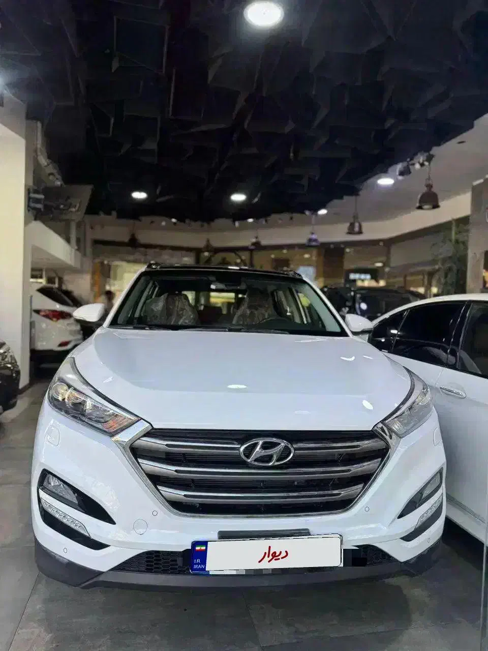 توسان۲۰۱۷|خودرو سواری و وانت|تهران, سعادت‌آباد|دیوار