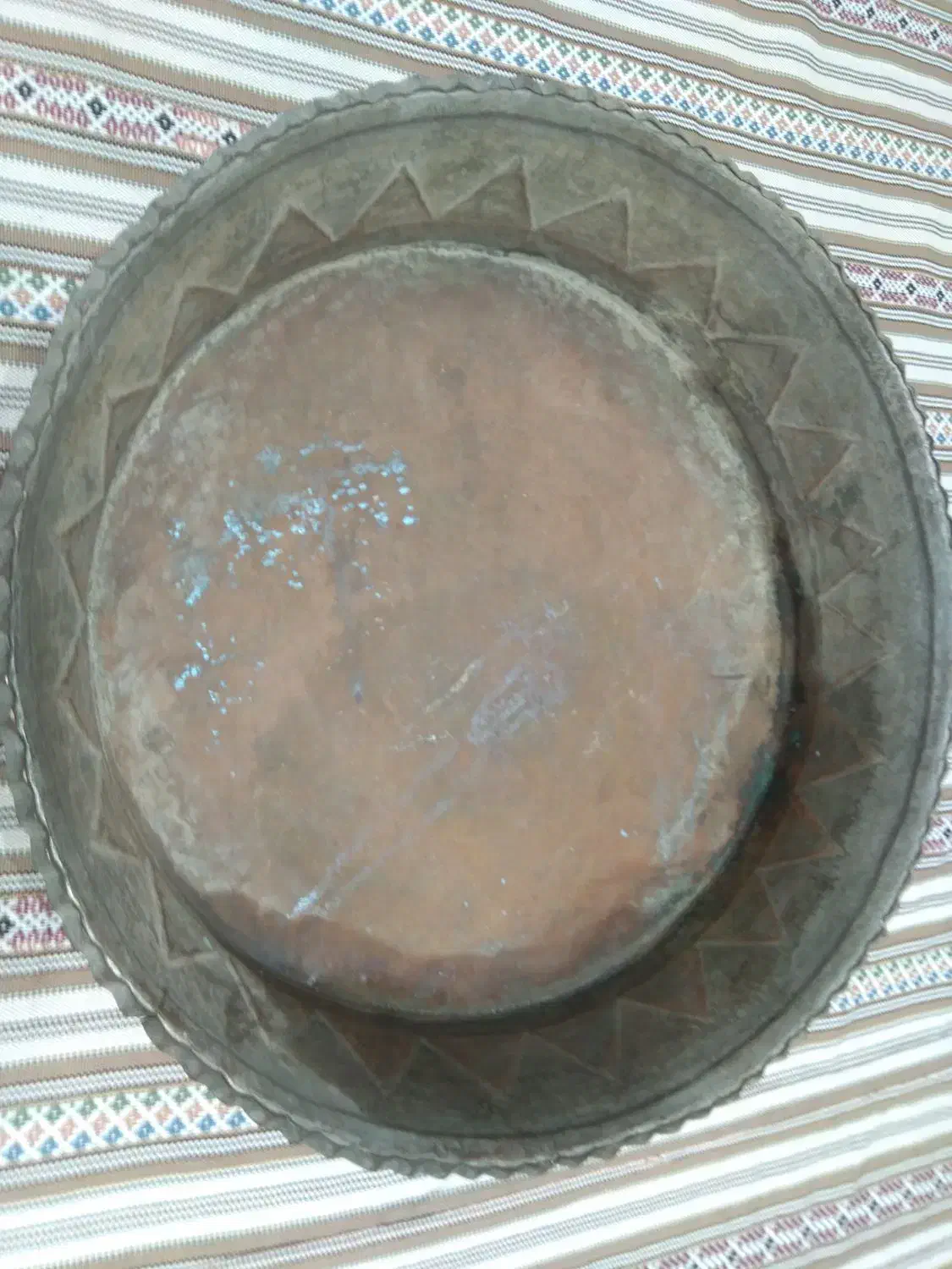 ظرف و تشت مسی قدیمی قدمت 80 به بالا|کلکسیون اشیاء عتیقه|رودسر, |دیوار