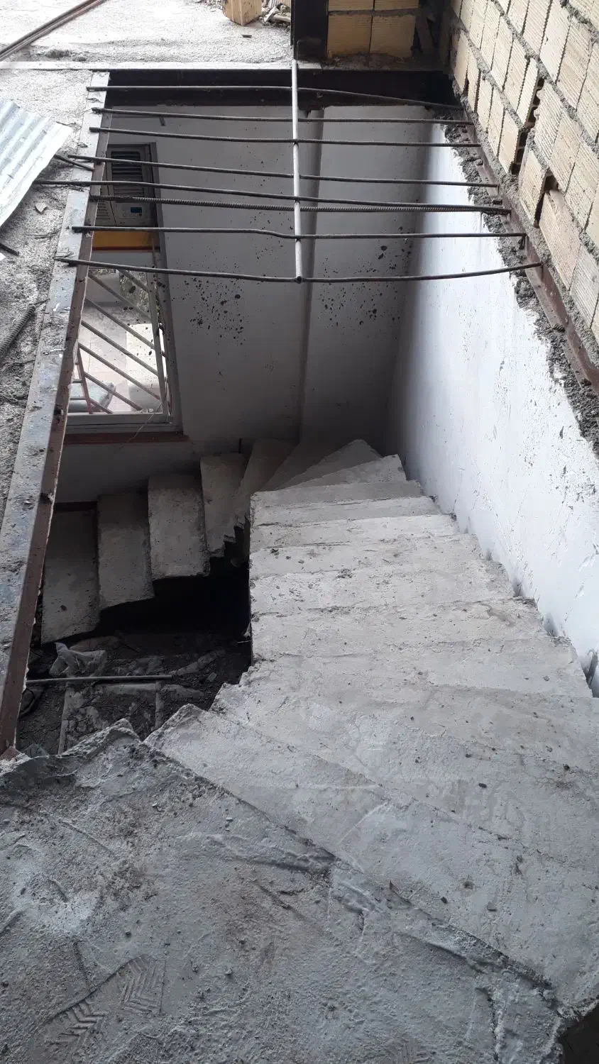 مشاوره طراحی واجرای انواع پله گرد بتنی|خدمات پیشه و مهارت|رشت, بیجارپس|دیوار