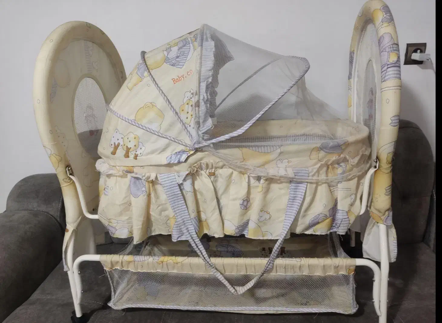 گهواره|اسباب و اثاث بچه|شهر ری, جوانمرد قصاب|دیوار