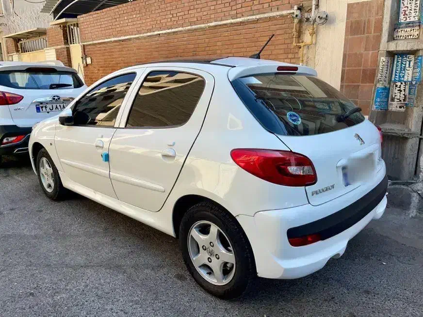 پژو ۲۰۷ مدل ۱۴۰۲ سقف پاناراما|خودرو سواری و وانت|اهواز, زیتون کارمندی|دیوار