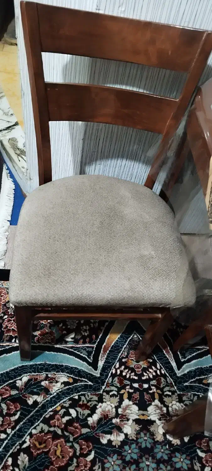 میز وصندلی نهارخوری چهارنفره|میز و صندلی غذاخوری|اهواز, زیتون کارگری|دیوار