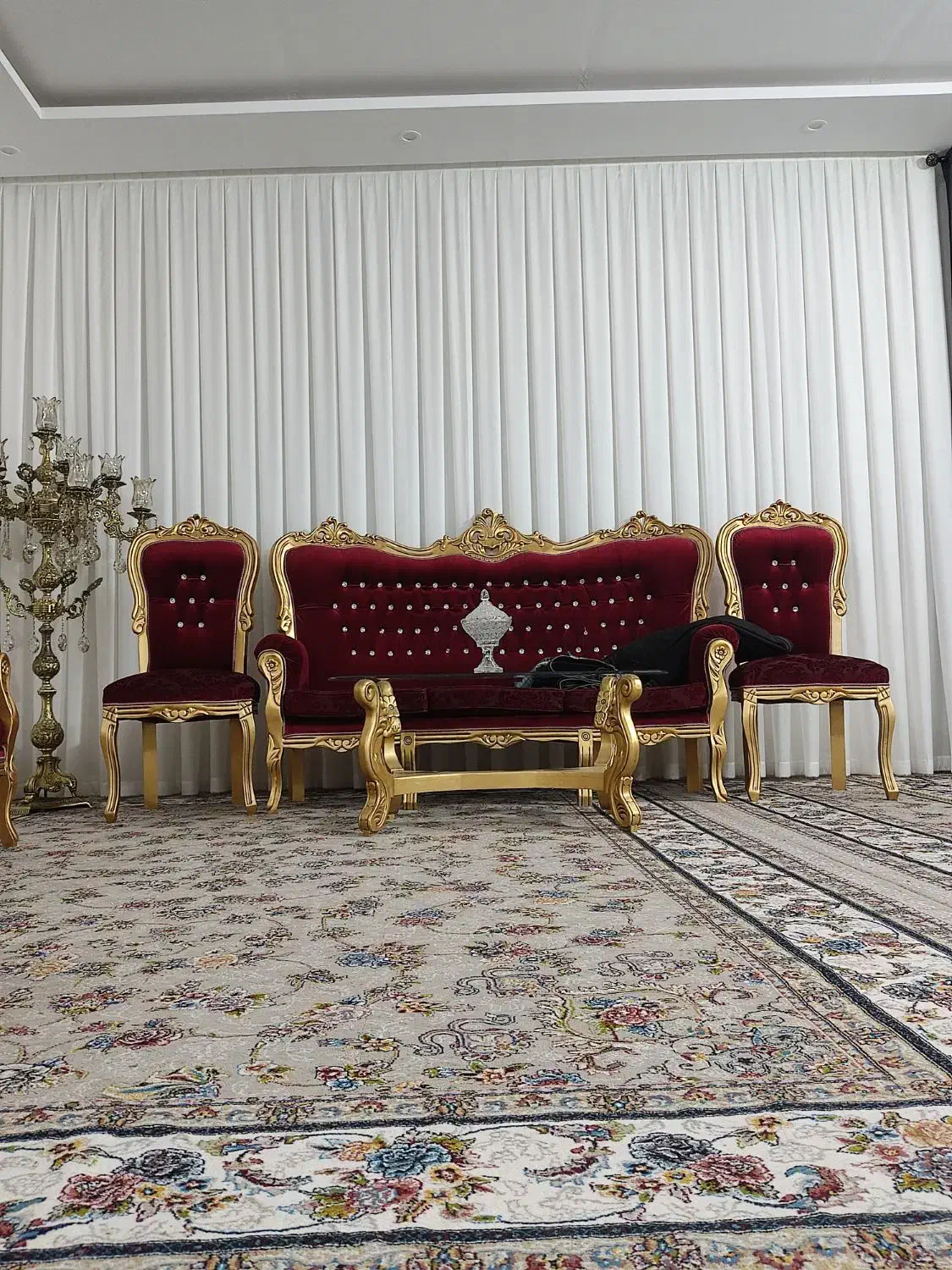 مبلمان سلطنتی|مبلمان خانگی و میز عسلی|مشهد, شهید شهریاری|دیوار