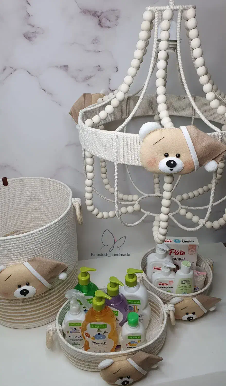 ست قیطان دوزی شده همراه با لوستر|اسباب و اثاث بچه|مشهد, شهید رضوی|دیوار