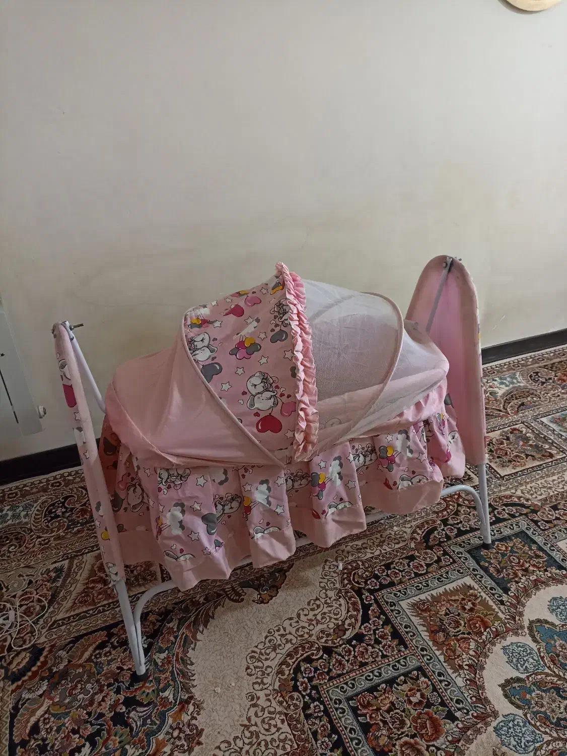 گهواره با پشه بند|تخت و صندلی بچه|پاکدشت, شهرک امام رضا|دیوار