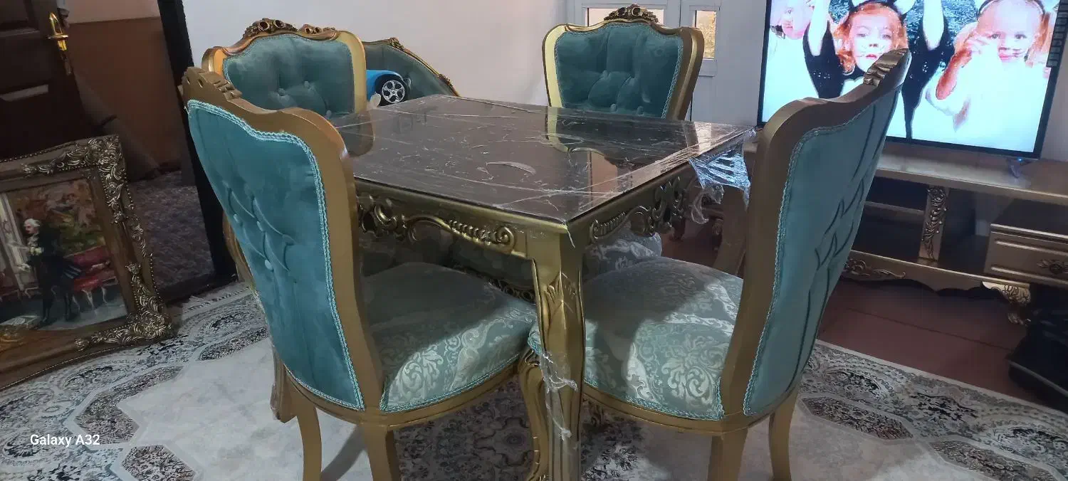 فروش فوری میزغذاخوری (قره ضیاالدین)|میز و صندلی غذاخوری|قره ضیاالدین, |دیوار