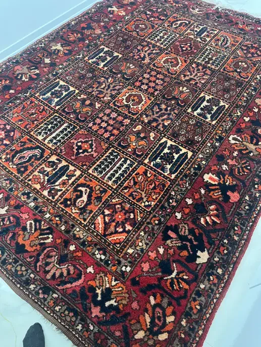 قالی دستبافت خشتی کارکرده|فرش|شهرکرد, |دیوار