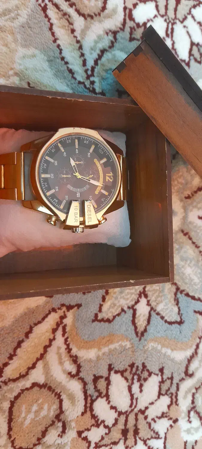 ساعت دیزل شاخدار|ساعت|الیگودرز, |دیوار