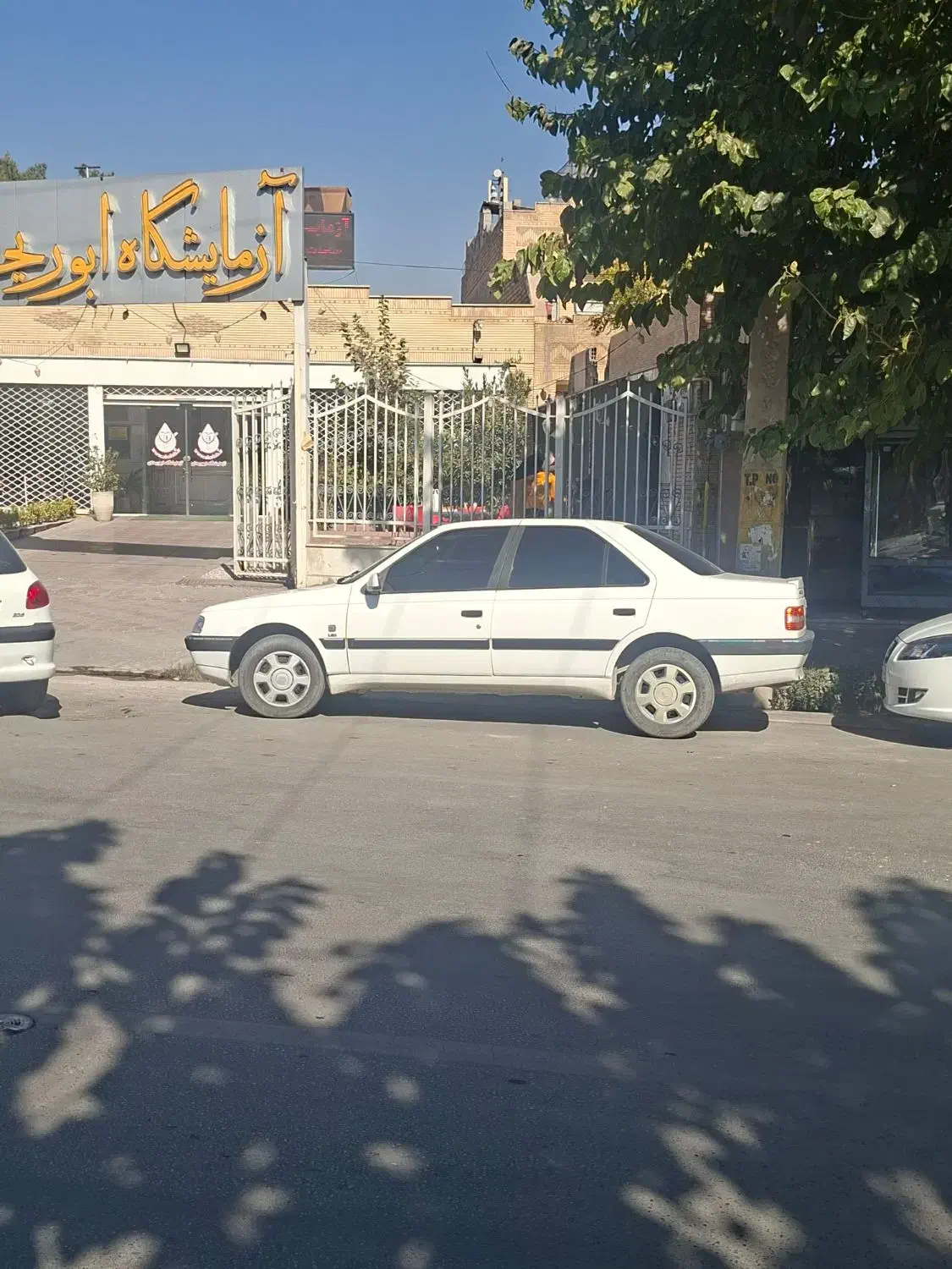 slx98|خودرو سواری و وانت|فولادشهر, B2|دیوار