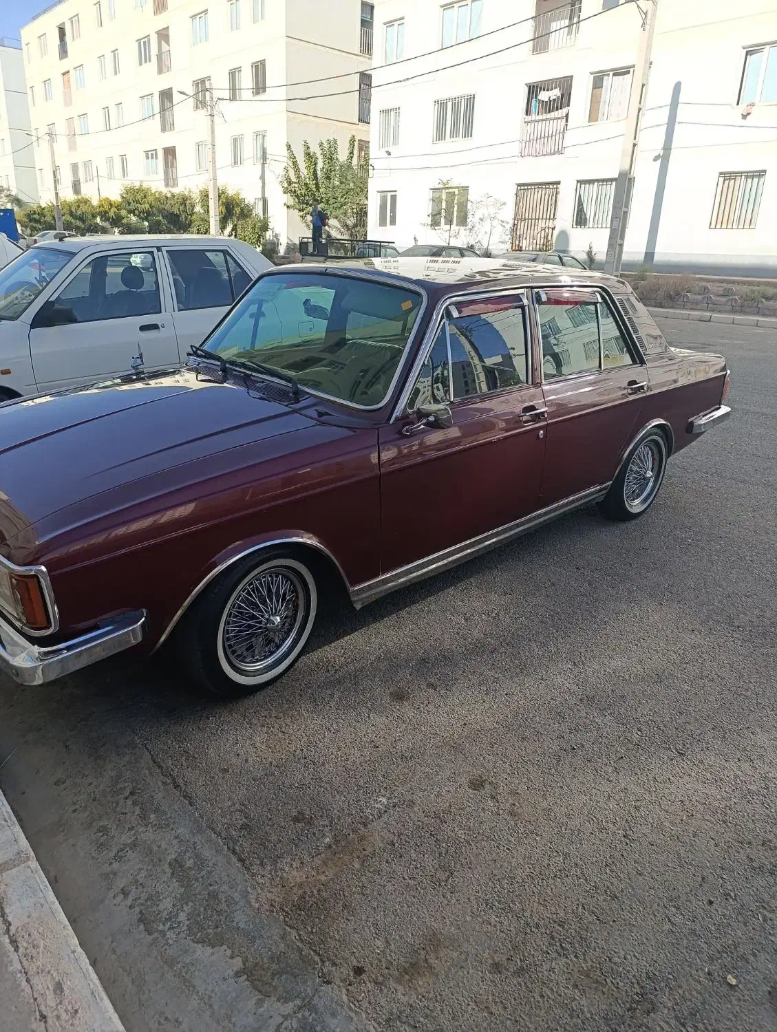 پیکان کلسیونی مدل ۸۳ رنگ فابریک|خودرو سواری و وانت|ایلام, |دیوار