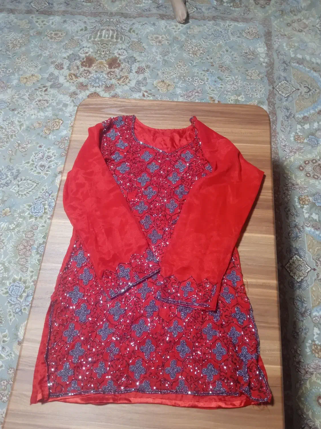 لباس شیک کاردست|لباس|گالیکش, |دیوار