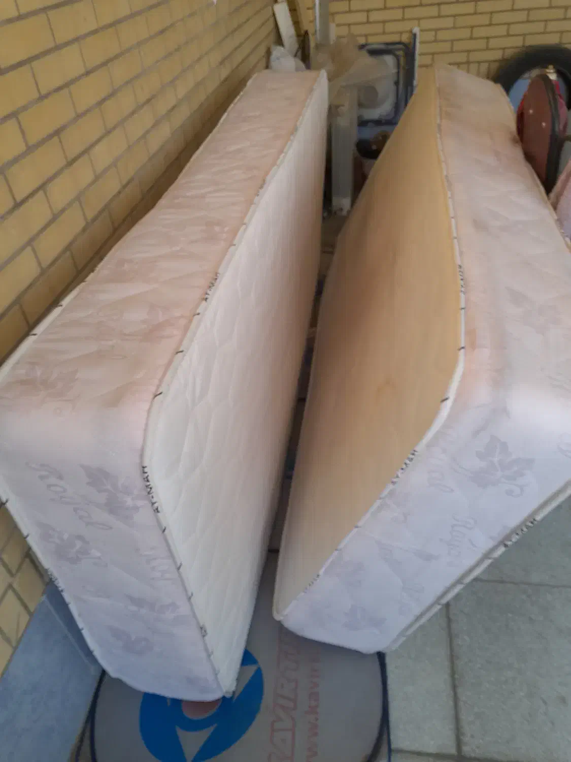 دو عدد تشک خوش خواب|تشک تختخواب|صدرا-فارس, فاز ۱|دیوار