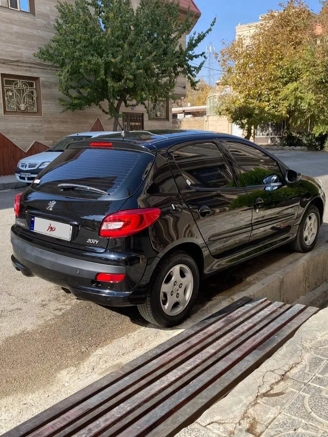 207 پانا ارتقا ۱۴۰۳|خودرو سواری و وانت|بروجرد, |دیوار