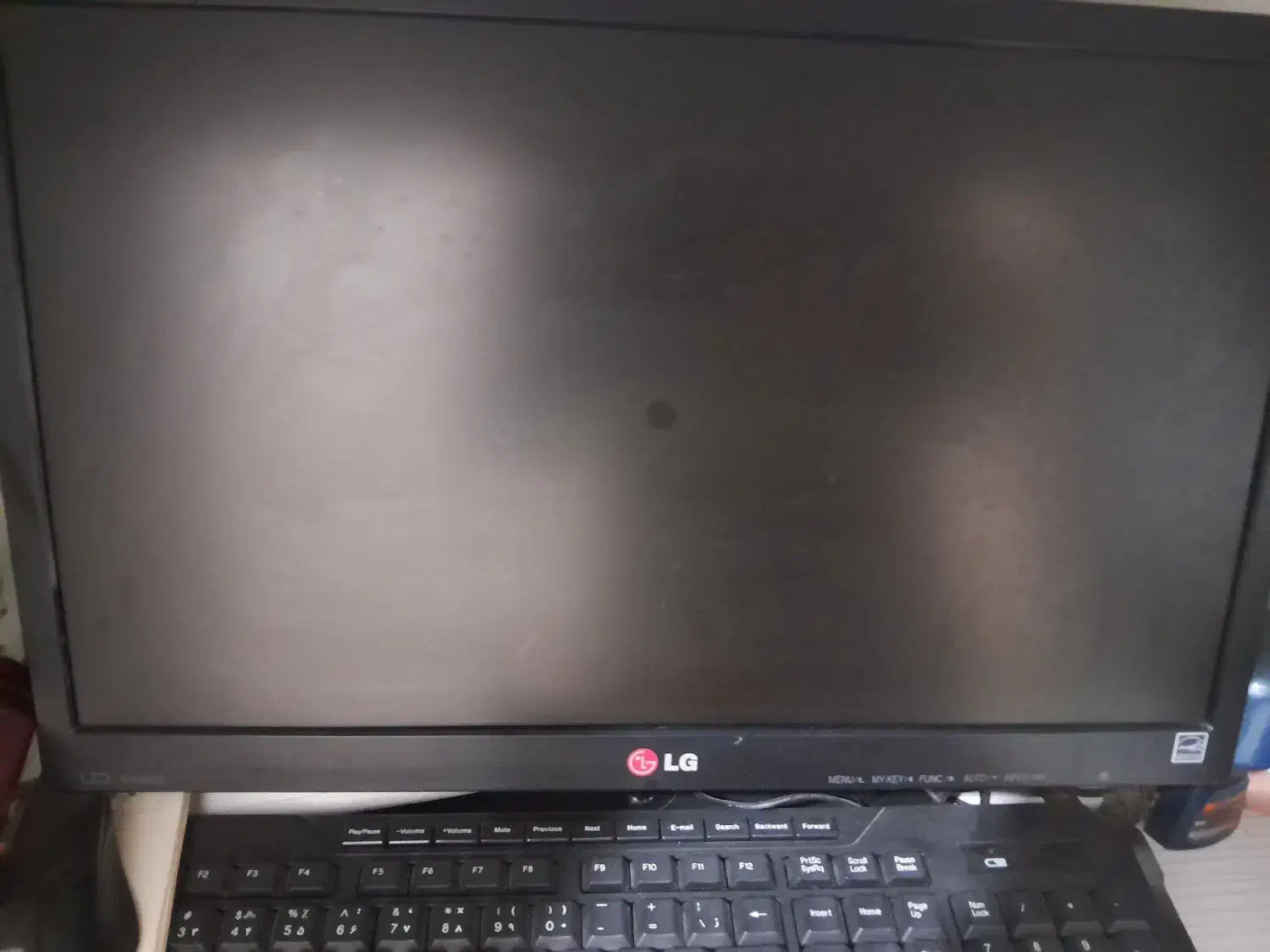 مانیتور ۱۹اینچ|قطعات و لوازم جانبی رایانه|ابهر, |دیوار