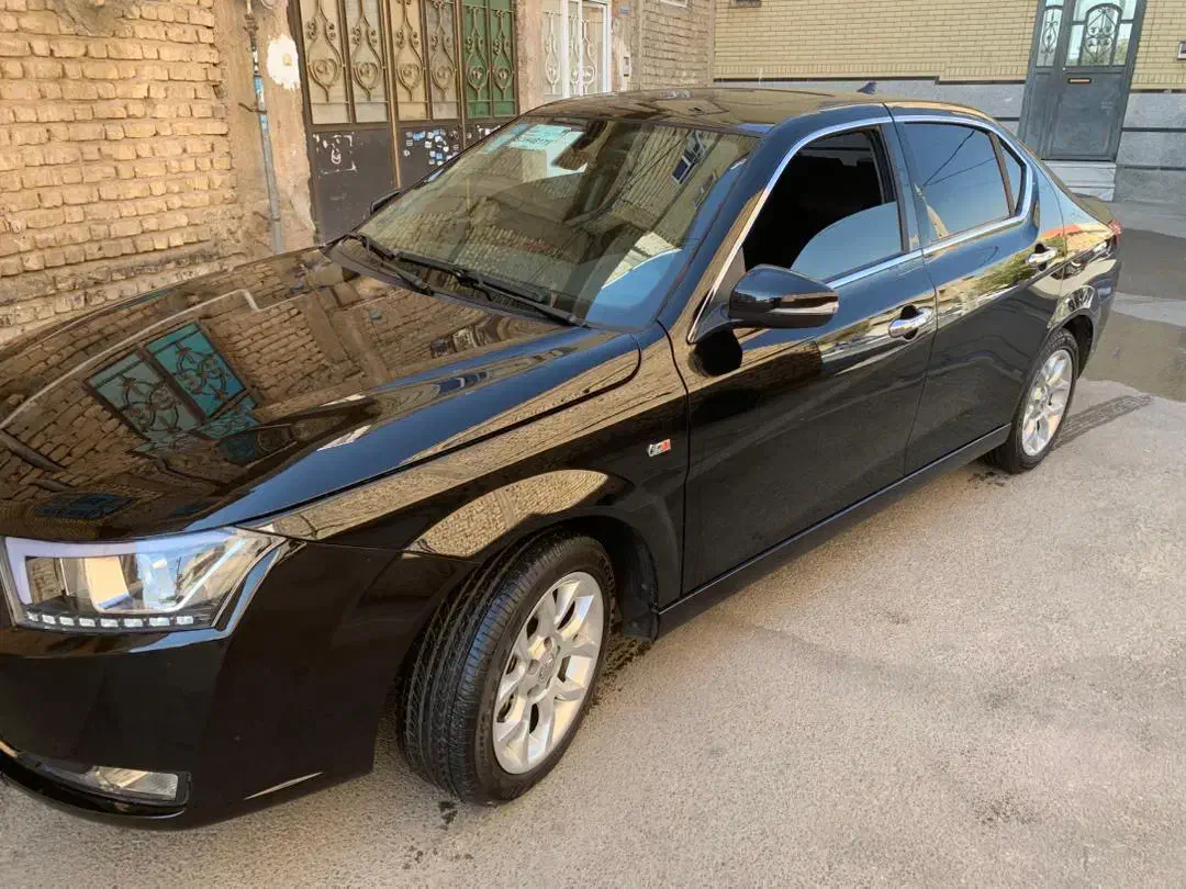 دنا پلاس اپشنال توربو اتومات ۱۴۰۴|خودرو سواری و وانت|شیراز, ارم|دیوار