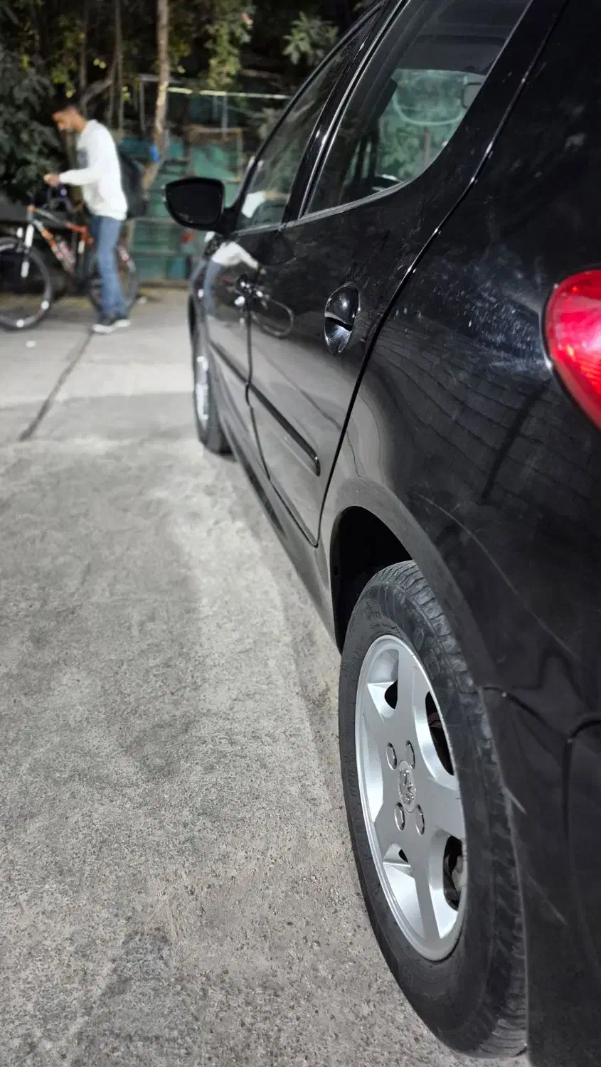 پژو 207i پانا مشکی 1400، فابریک و کمکار|خودرو سواری و وانت|شیراز, شهرک گلستان شمالی|دیوار