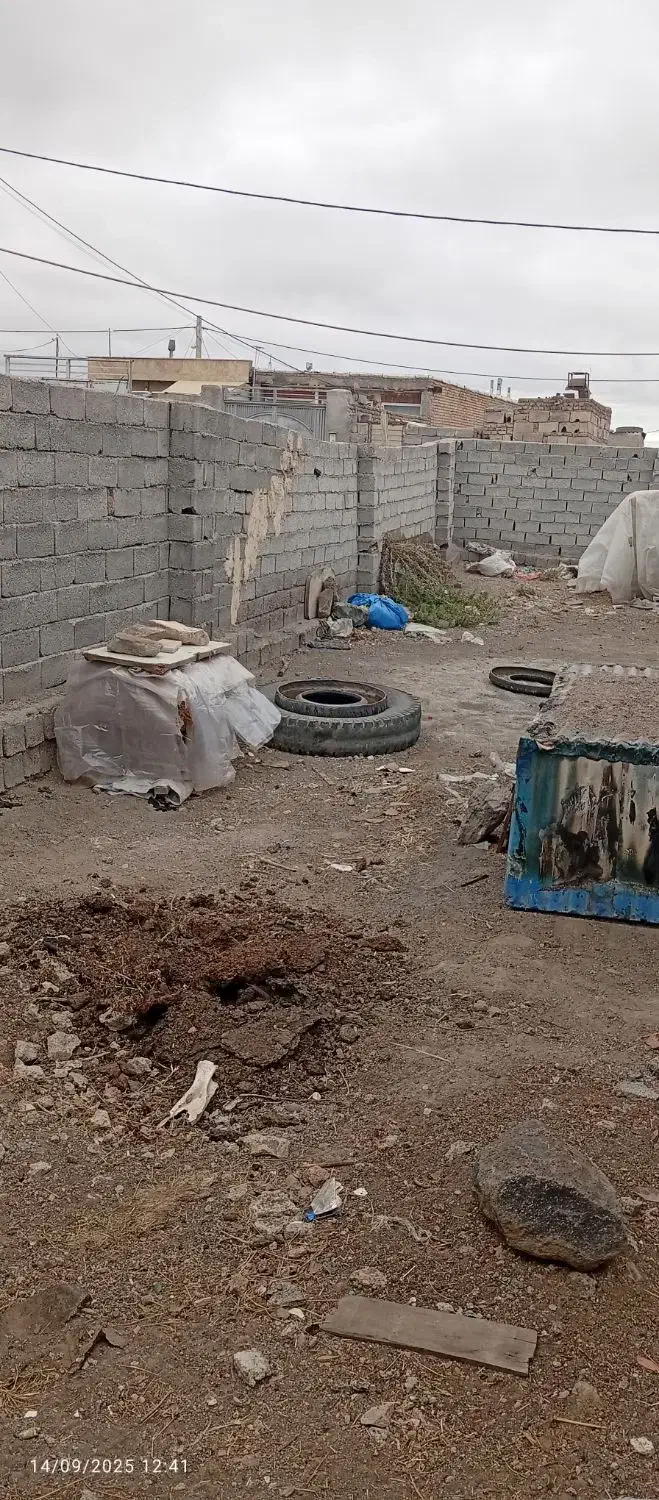 صد متر زمین داخل چهار دیواری|فروش زمین و ملک کلنگی|اردبیل, |دیوار