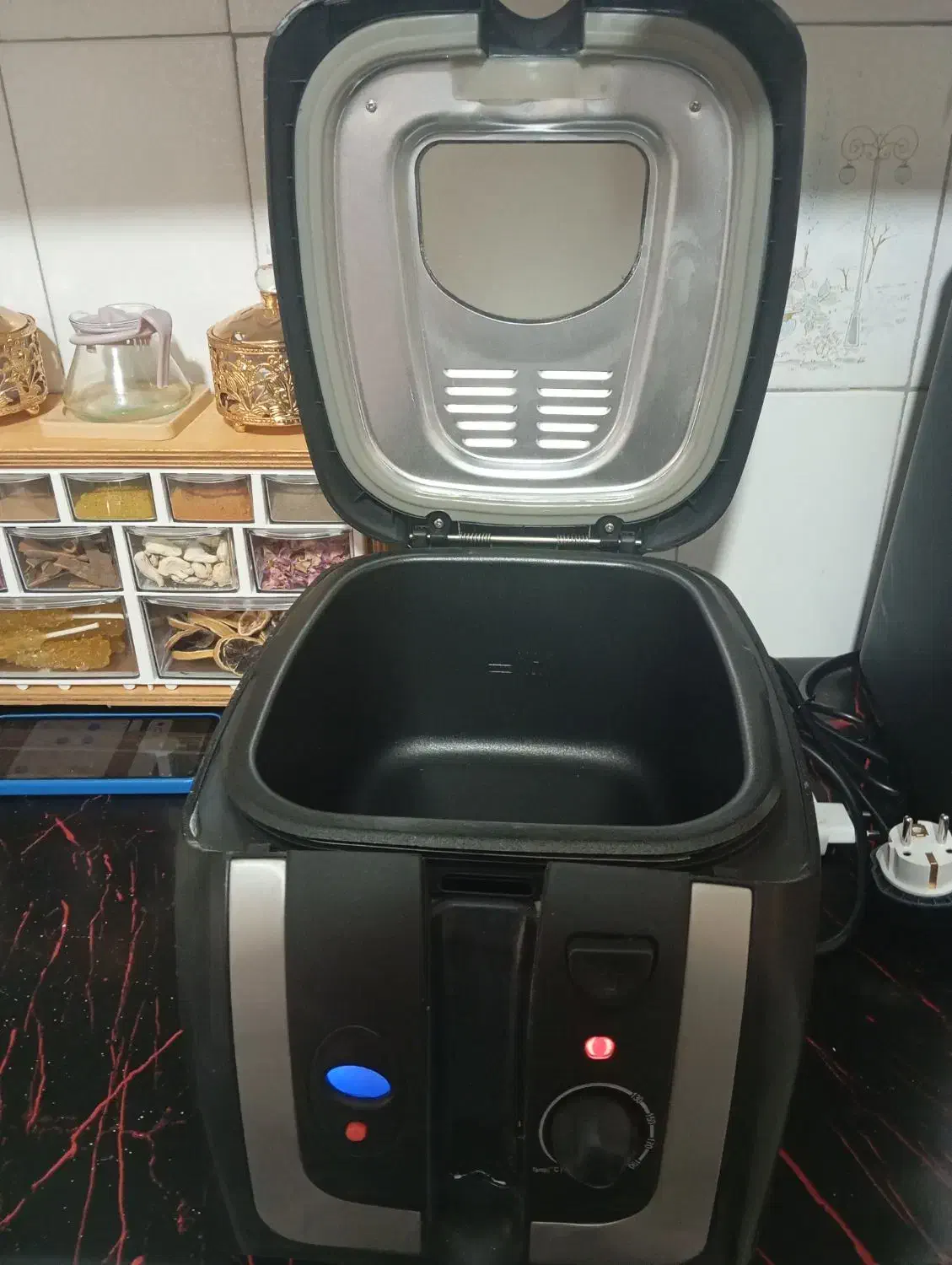 سرخ کن نو|اجاق گاز و لوازم برقی پختوپز|اسدآباد, |دیوار