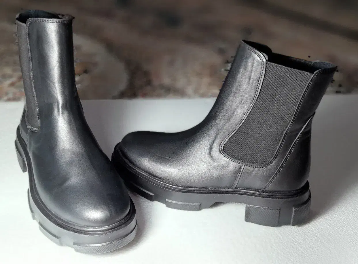 بوت زنانه مشکی نو نو|کیف، کفش، کمربند|بهار, |دیوار