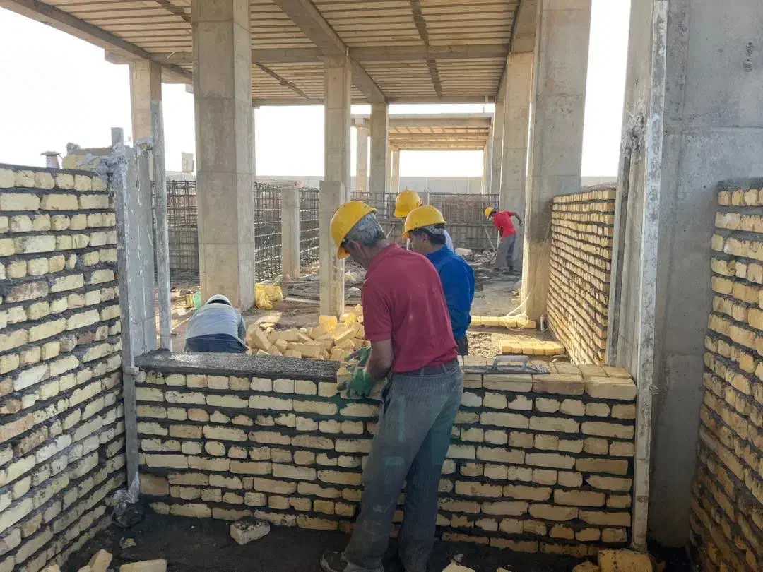 استخدام کارگر ساده، داربست بند ، کارگر|استخدام صنعتی، فنی، مهندسی|شاهین‌شهر, مورچه خورت|دیوار