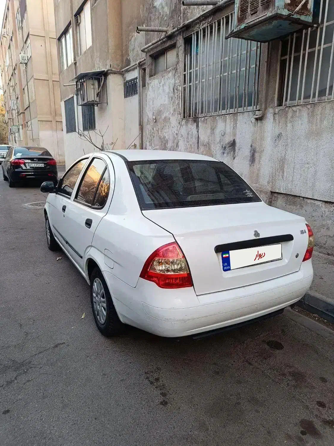 تیبا صندوق دار مدل 98|خودرو سواری و وانت|ری, دولتآباد|دیوار