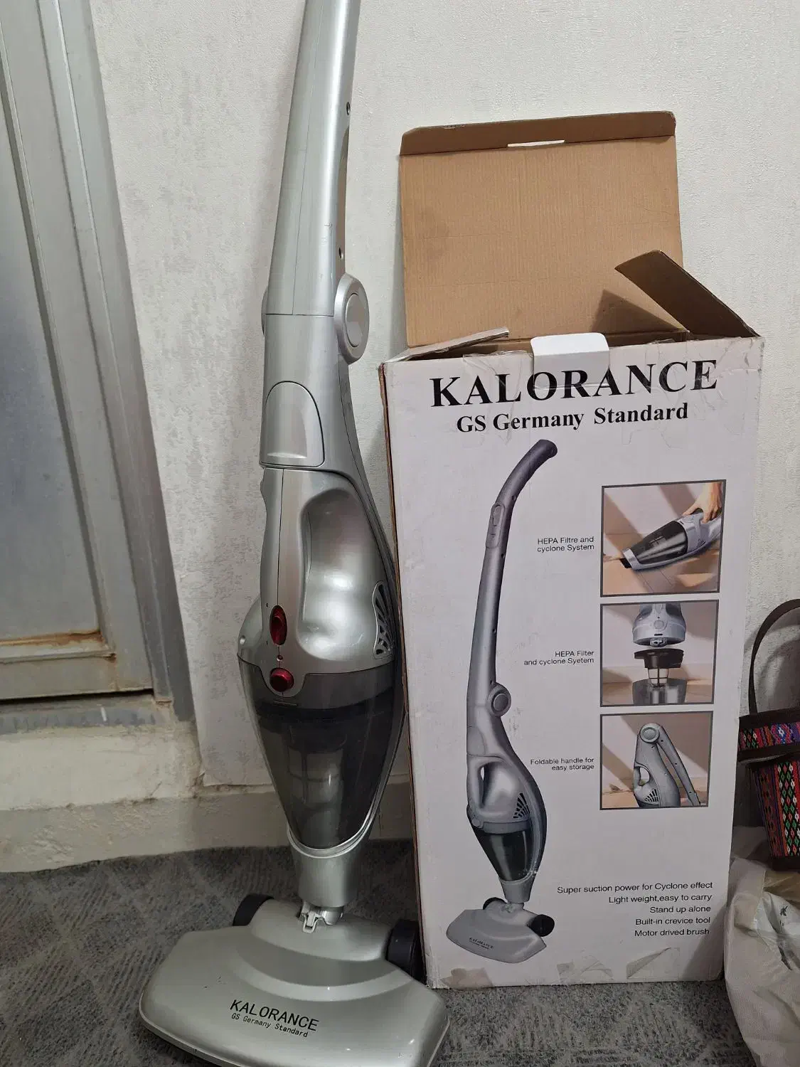 سالمه فقد شارژر نداره ک روشن بشه|جاروبرقی، جارو شارژی، بخارشو|اسلامشهر, شهرک واوان|دیوار