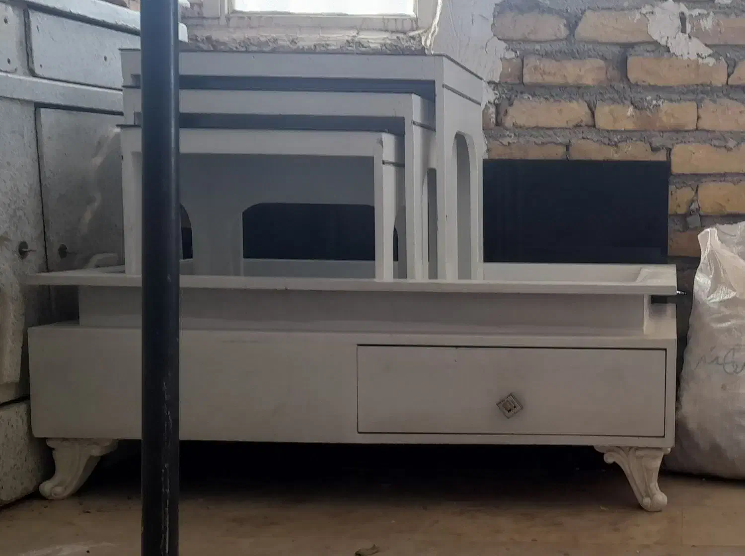 میز عسلی برای مبل. همراه سه تاعسلی|مبلمان خانگی و میز عسلی|آشخانه, |دیوار