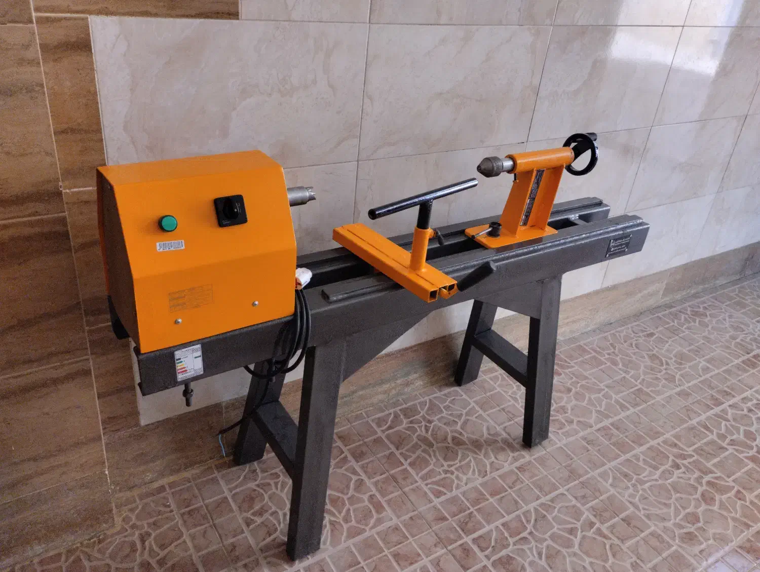 دستگاه خراطی|ماشین‌آلات صنعتی|برخوار, |دیوار