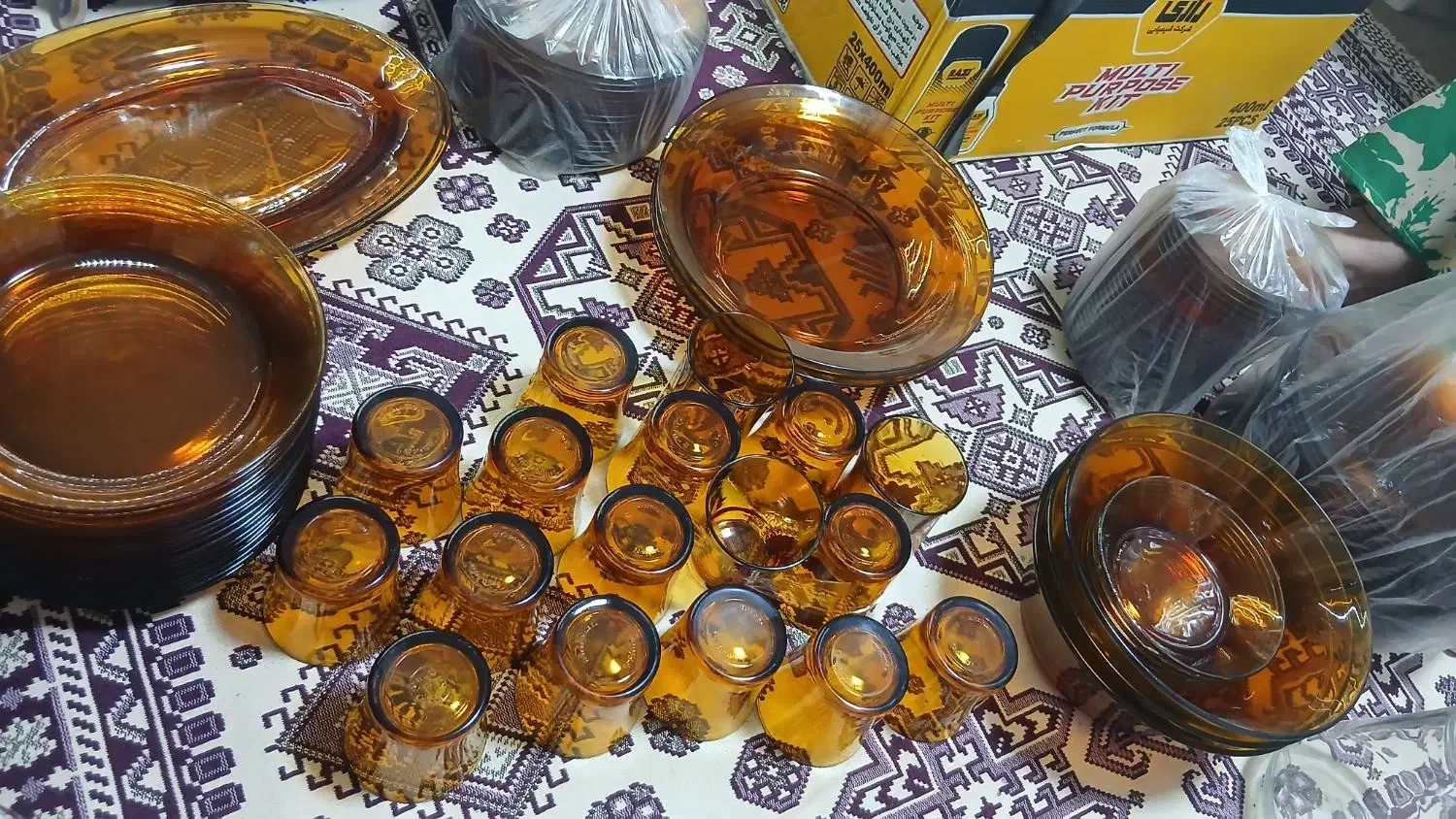 سرویس عسلی در حدنو|ظروف سرو و پذیرایی|سنندج, |دیوار