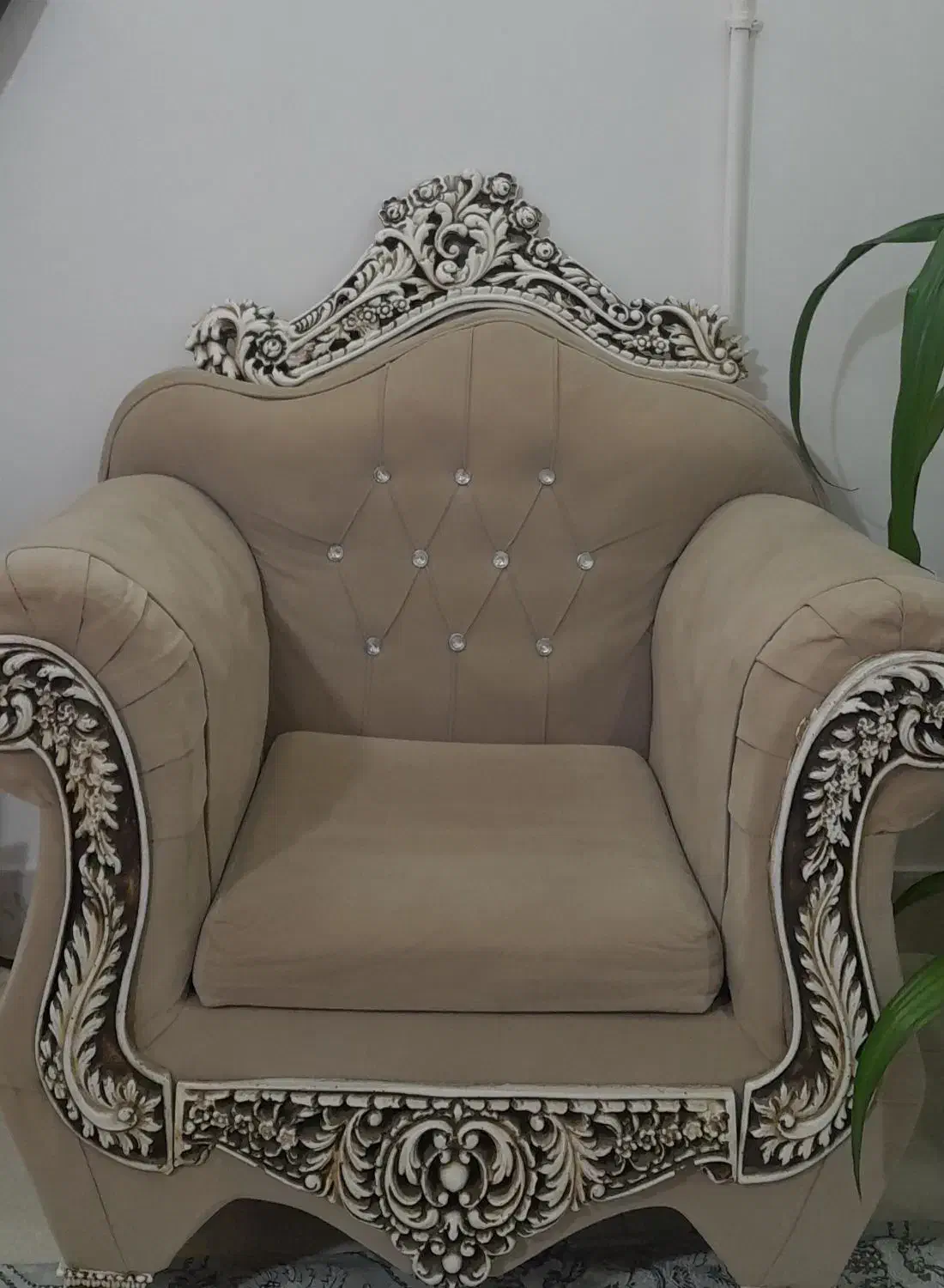 مبل|مبلمان خانگی و میز عسلی|تربت‌حیدریه, قائم|دیوار